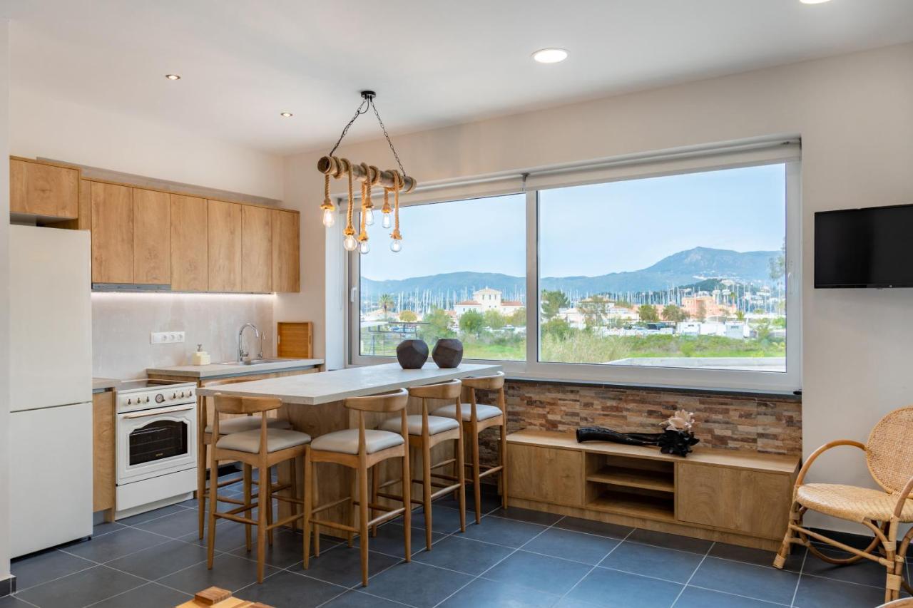 Konstantino'S Corfu Marina View Apartment コントカリ エクステリア 写真