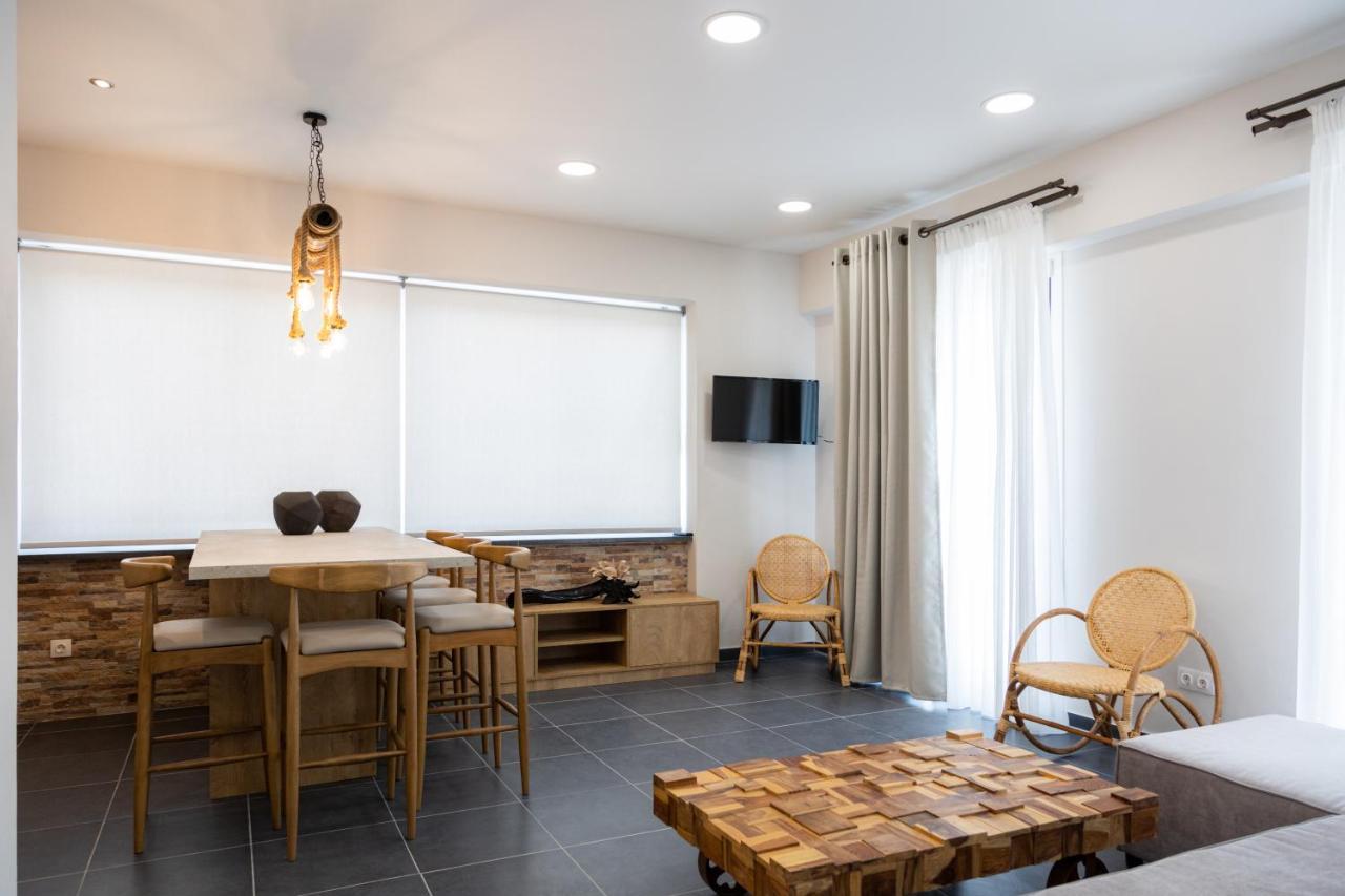 Konstantino'S Corfu Marina View Apartment コントカリ エクステリア 写真