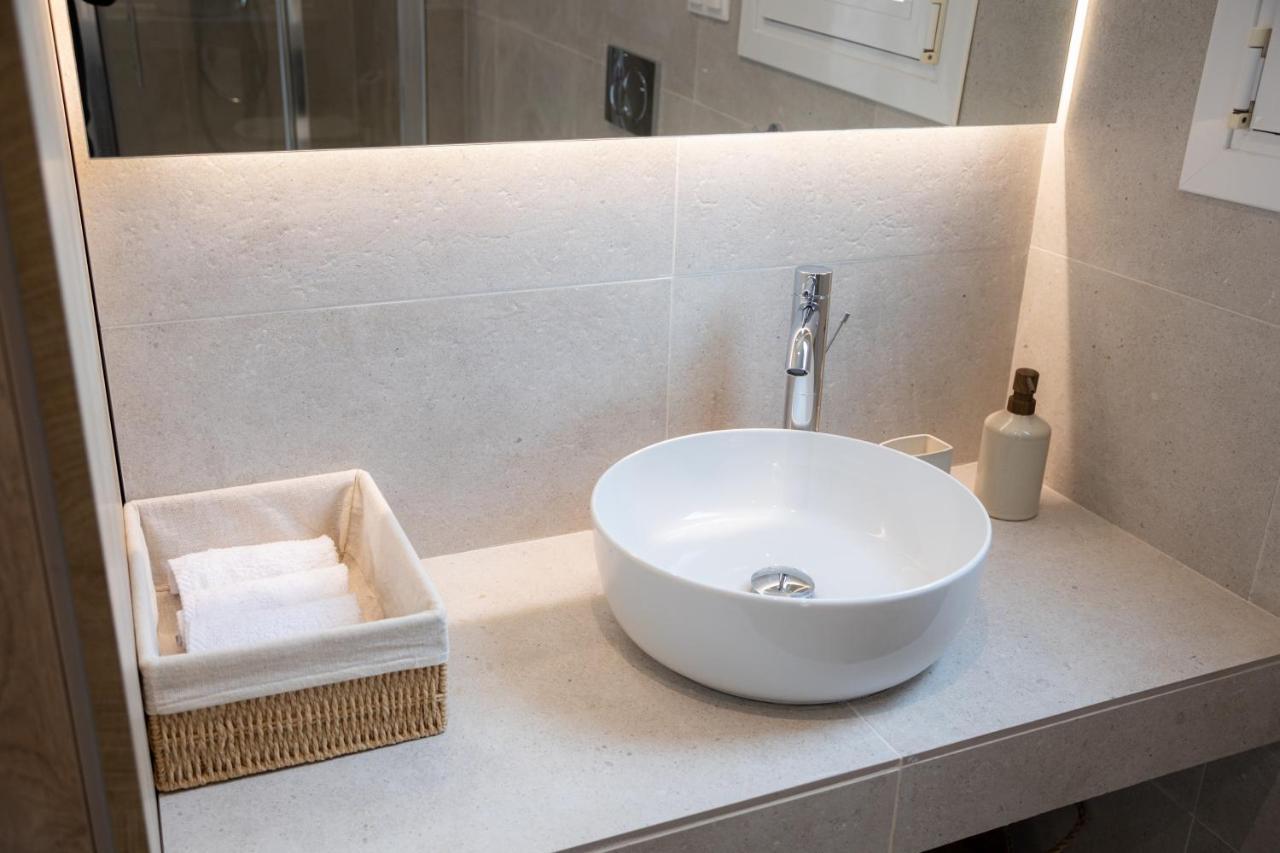 Konstantino'S Corfu Marina View Apartment コントカリ エクステリア 写真