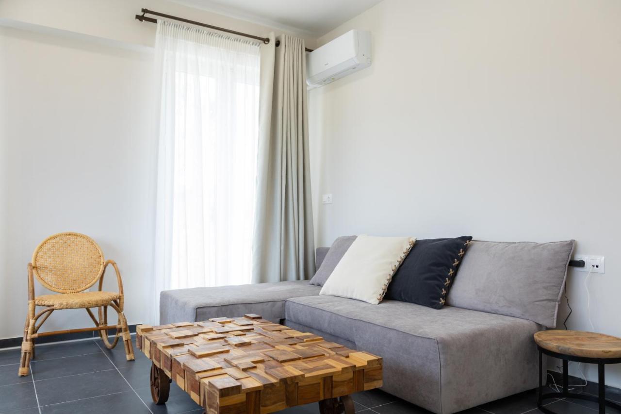 Konstantino'S Corfu Marina View Apartment コントカリ エクステリア 写真