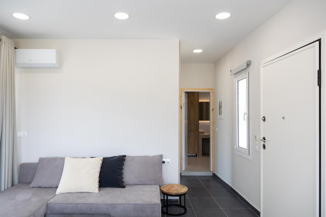 Konstantino'S Corfu Marina View Apartment コントカリ エクステリア 写真