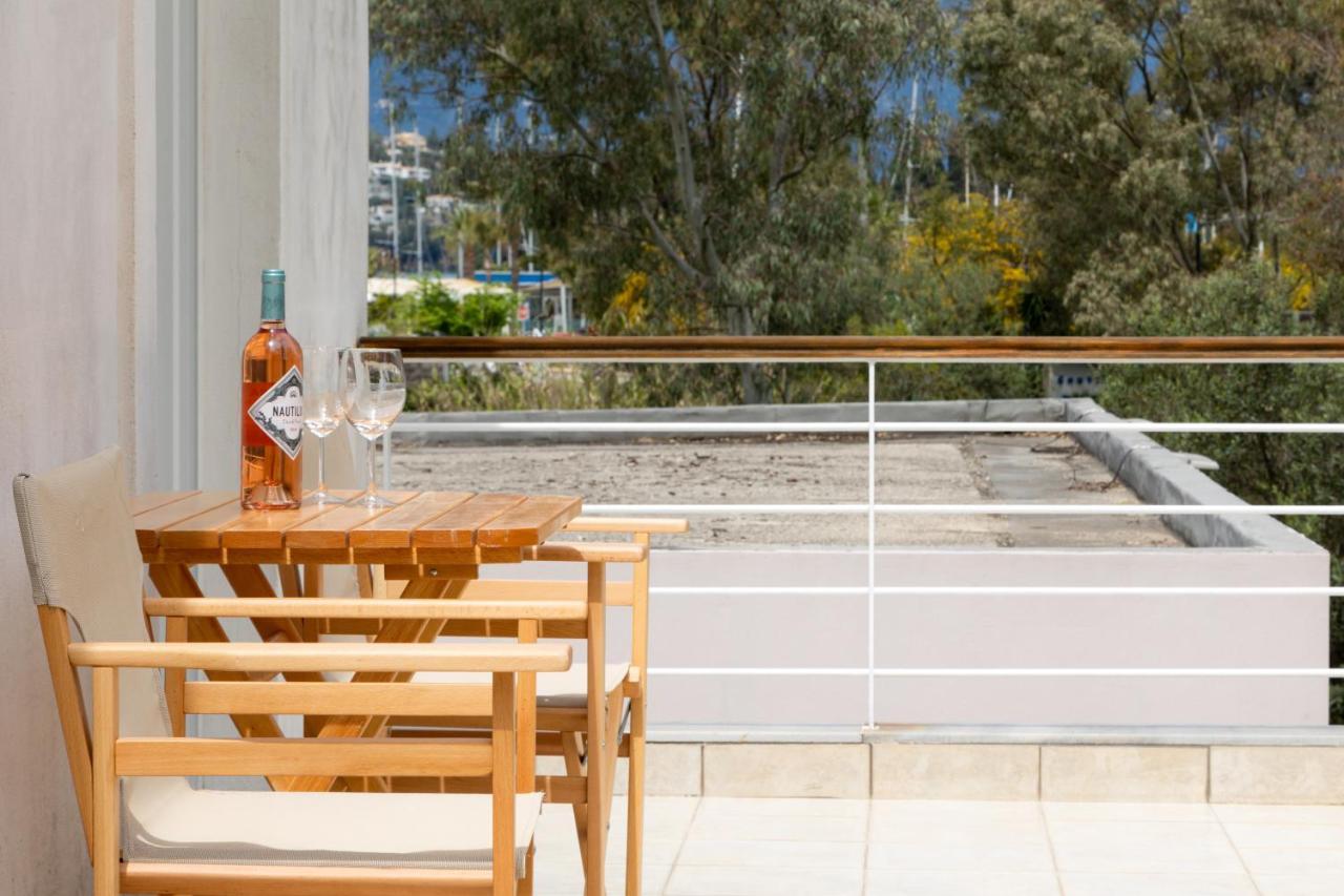 Konstantino'S Corfu Marina View Apartment コントカリ エクステリア 写真