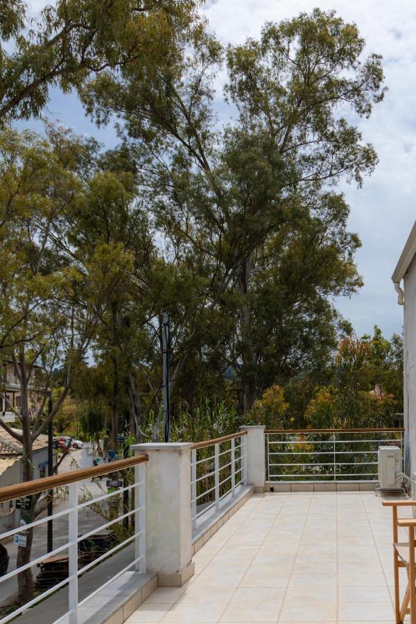Konstantino'S Corfu Marina View Apartment コントカリ エクステリア 写真